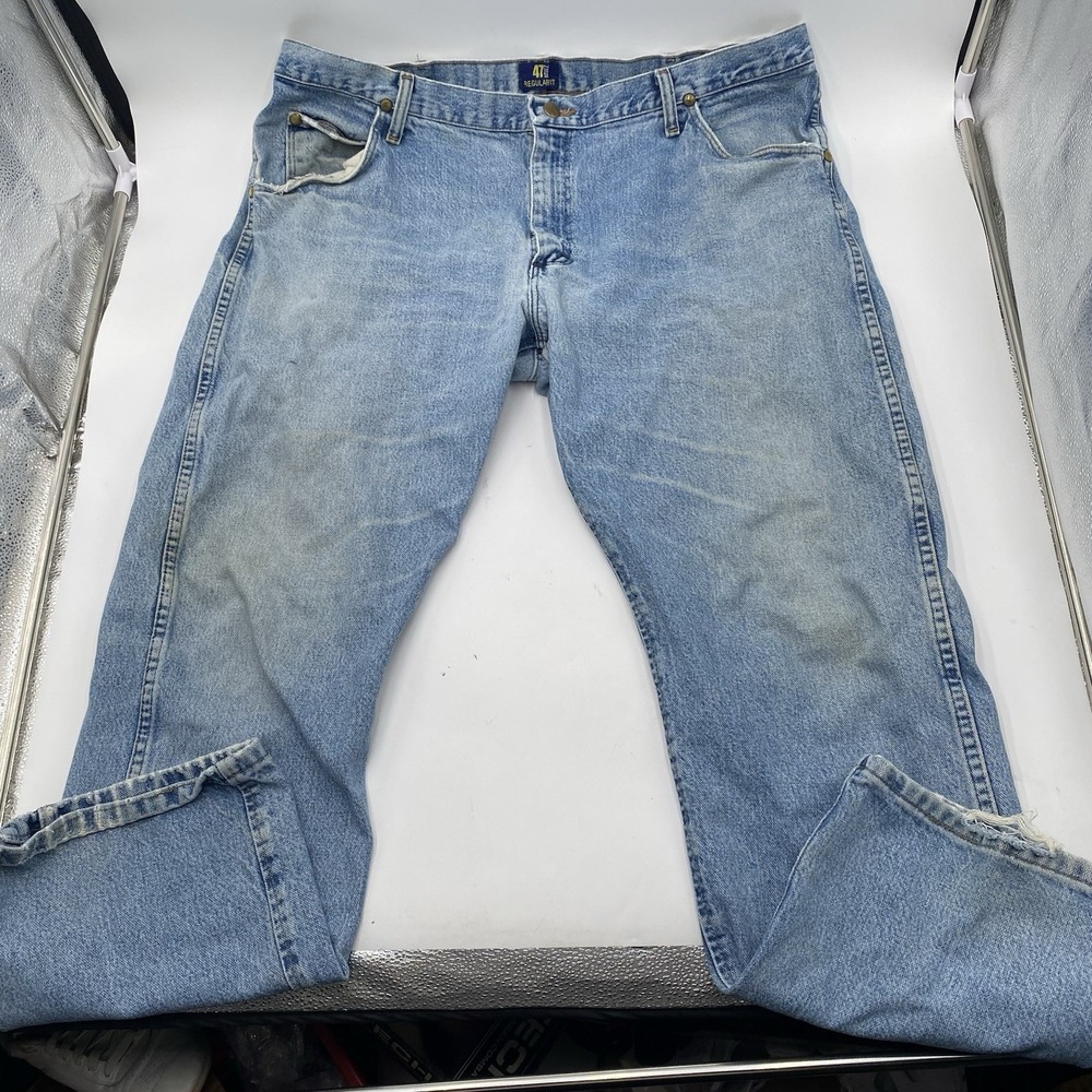 Wrangler 47MWZ Blue Jeans Mens SIze 40x30 Cowboy Cut Regular Fit Worn Distressed